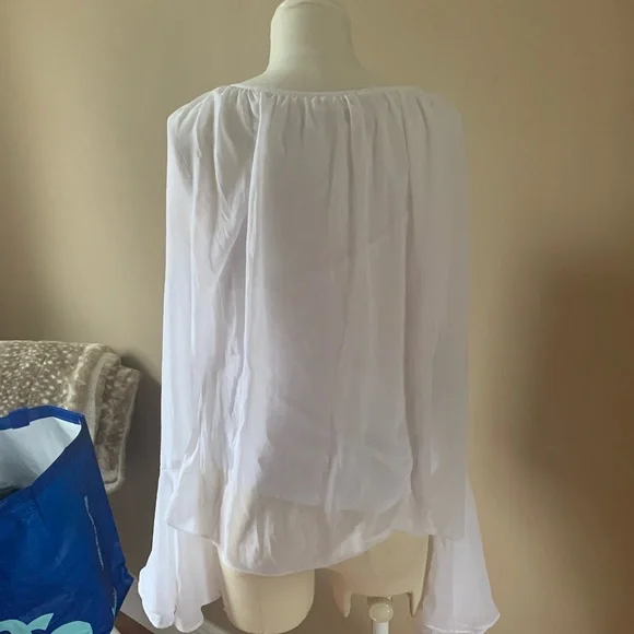 Top - Picture 2 of 4